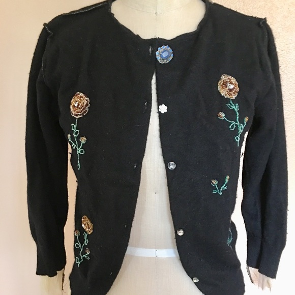 Cardigan - Picture 1 of 7